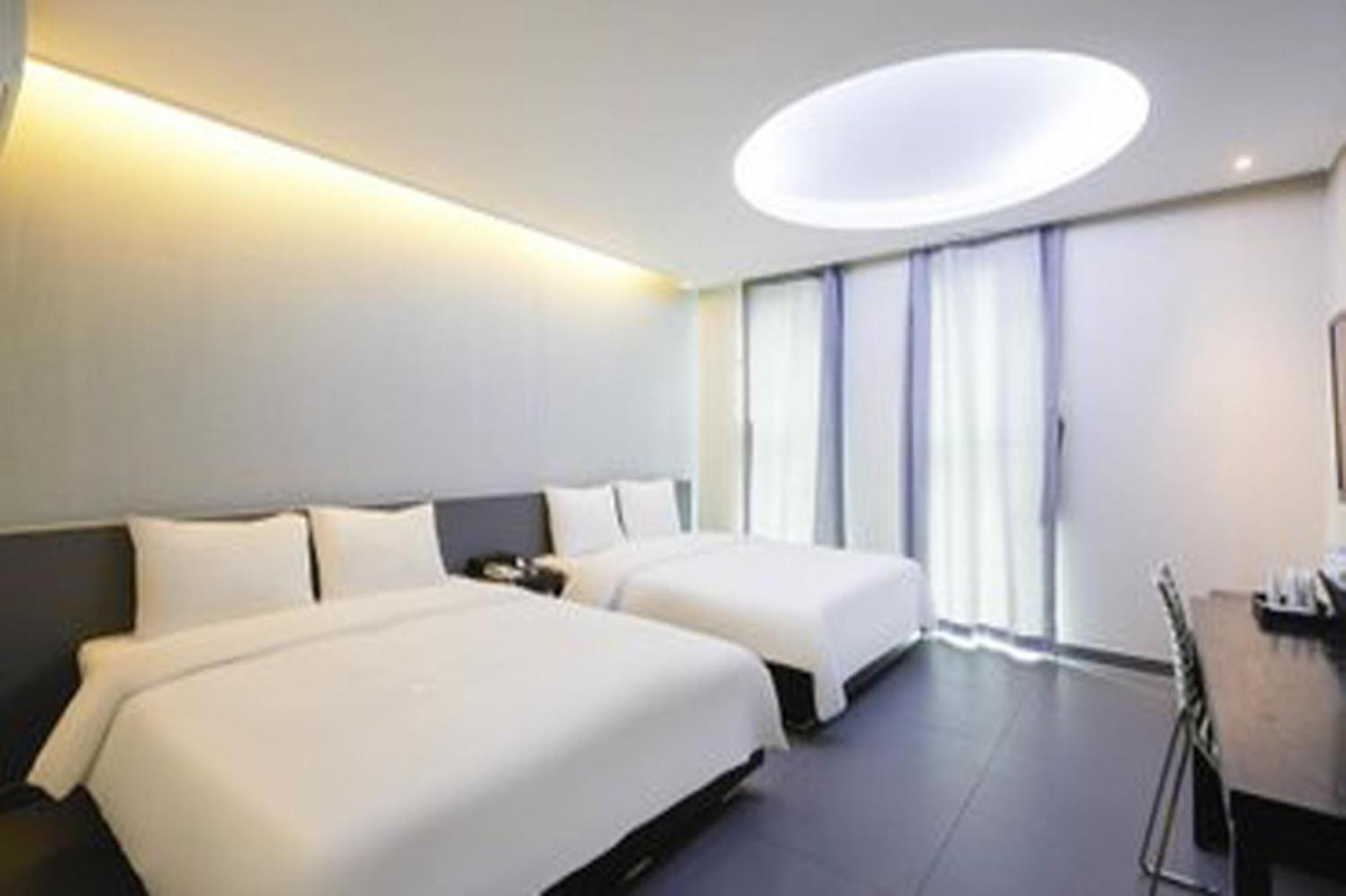G Tourist Hotel Wolmido Inczhon Zewnętrze zdjęcie
