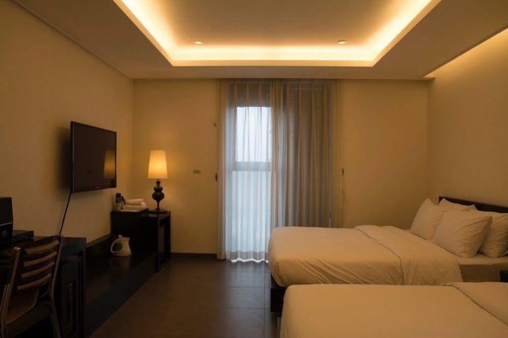 G Tourist Hotel Wolmido Inczhon Zewnętrze zdjęcie