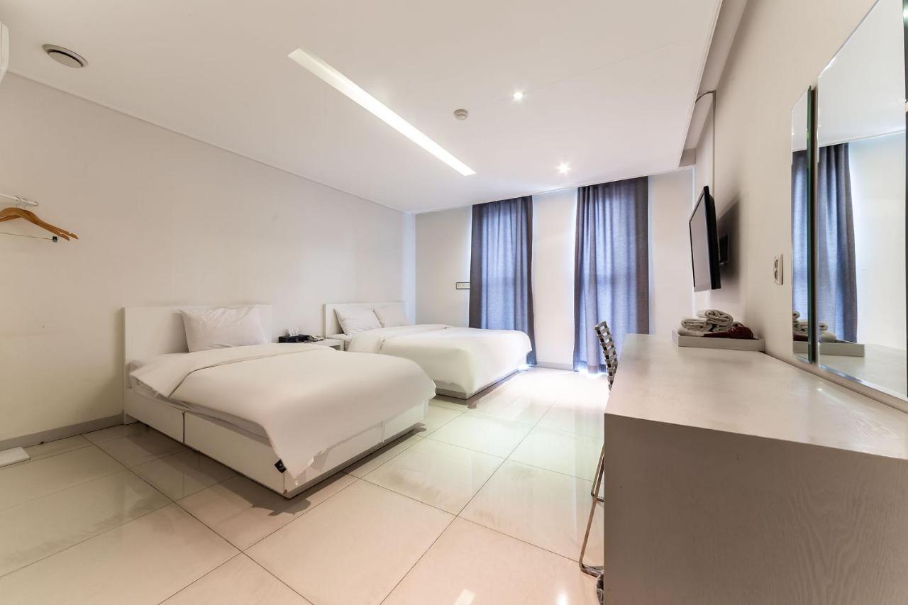 G Tourist Hotel Wolmido Inczhon Zewnętrze zdjęcie
